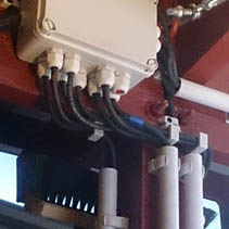 Aufbau AAA. Factory, 2016, Elektrik